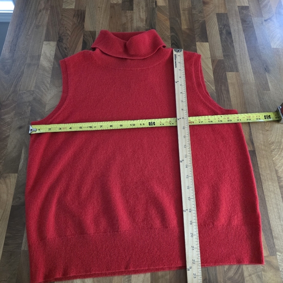 Antonio Melani 100% Cashmere Red Sleeveless Turtleneck Sweater Vest Sz Large NWT - Picture 6 of 9